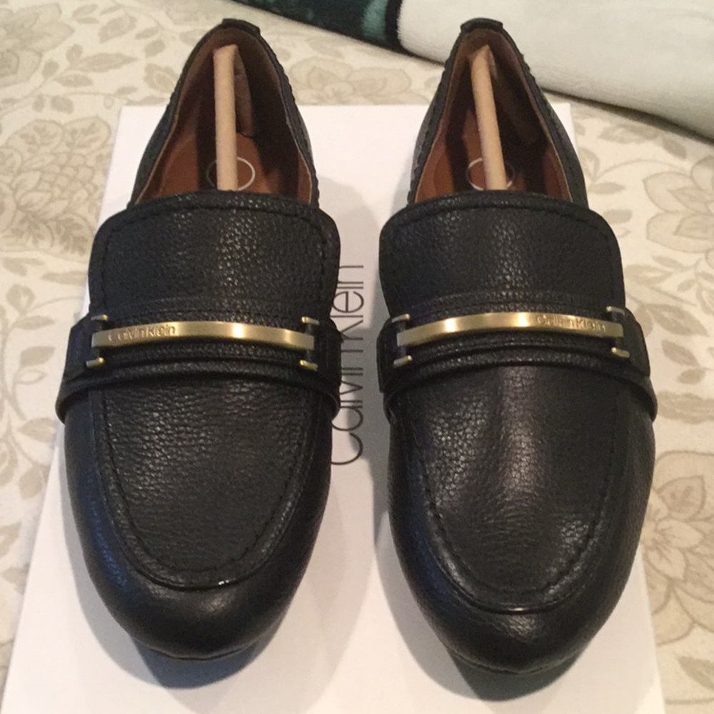 Calvin Klein Orianna leather loafer